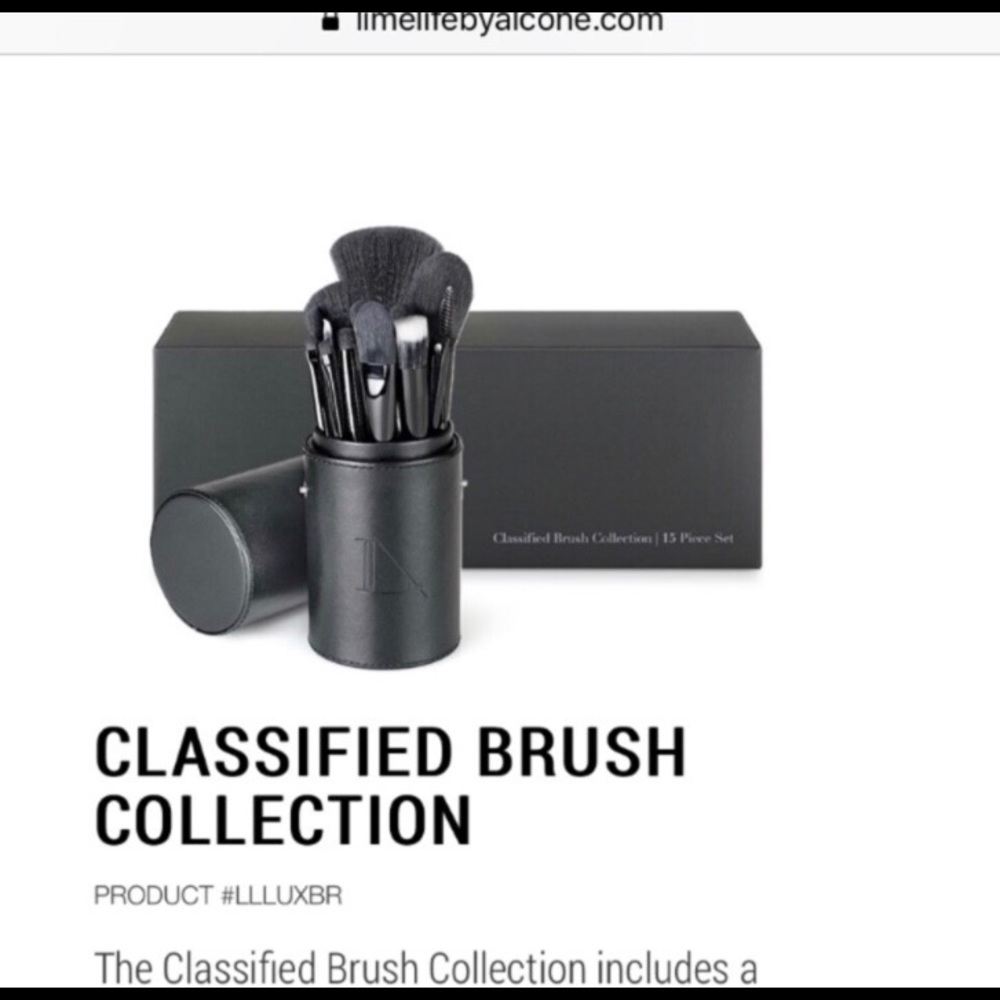 Limelight by Alcone 15 piece brush set
